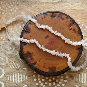 New Pretty Pink Rose Quartz Chip Bead Strand Necklace